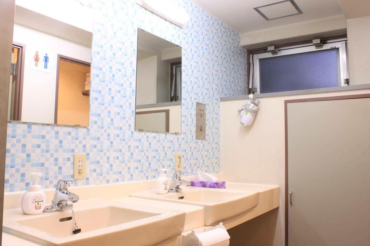 T&K Hostel Kobe Sannomiya East Екстериор снимка
